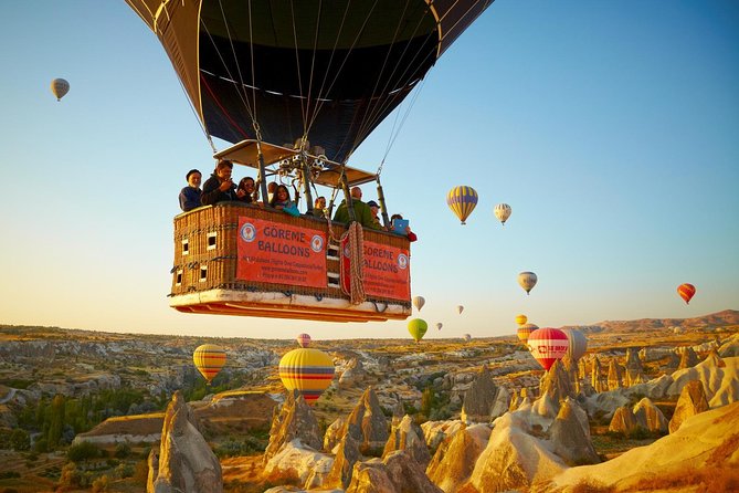 Sunrise Hot Air Balloon Flight Over Göreme & Fairy Chimneys - Why the sunrise flight is Cappadocia’s signature view
