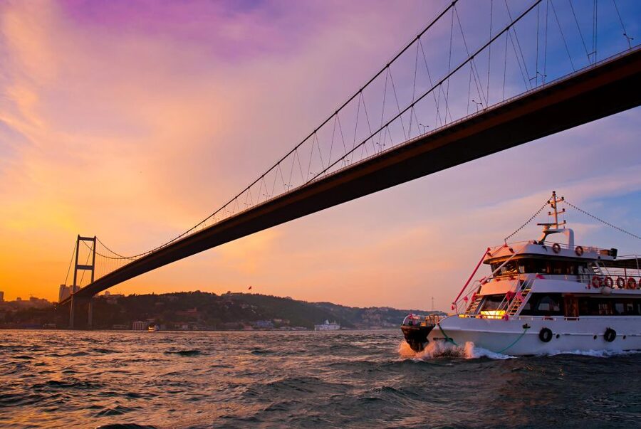 Sunset Cruise Bosphorus and Golden Horn River - Key points at a glance