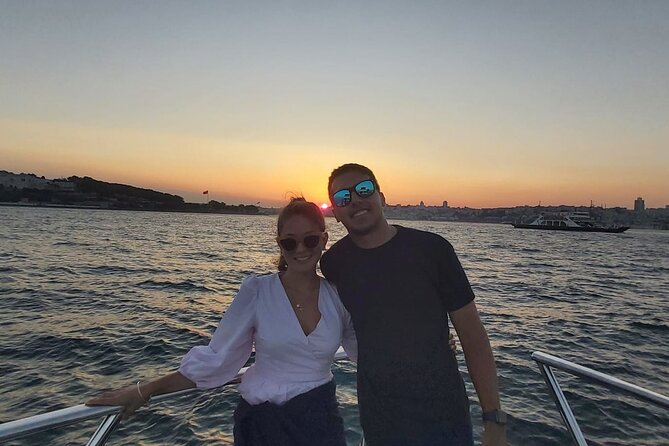 Sunset Cruise on Luxury Yacht with Transfers - Kuruçeşme, Bebek, and Arnavutköy
