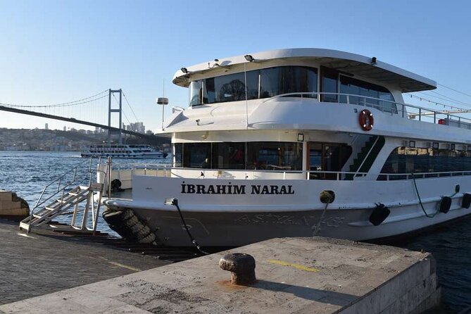 Sunset Cruise with Stop along Asia: Discover Istanbul's Bosphorus - Maiden’s Tower and the return toward old Istanbul