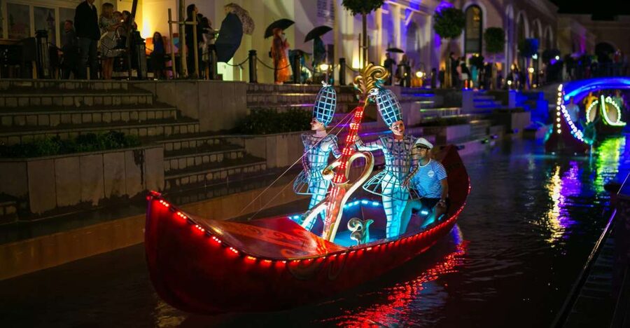 The Land of Legends Night Show & Shopping Avenue - Key points to know before booking