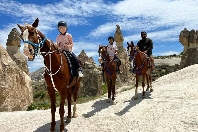 Top Notch Cappadocia: All in 1 Day Cappadocia Tour - Uchisar Castle above the valleys