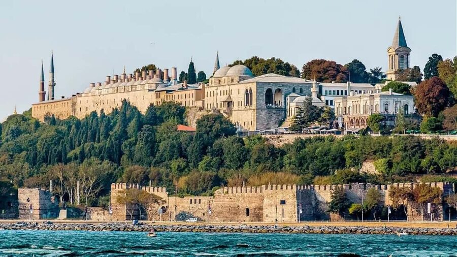 Topkapi Palace & Harem, Skip-the-Line Entry with SMALL GROUP - What the $83 price really buys