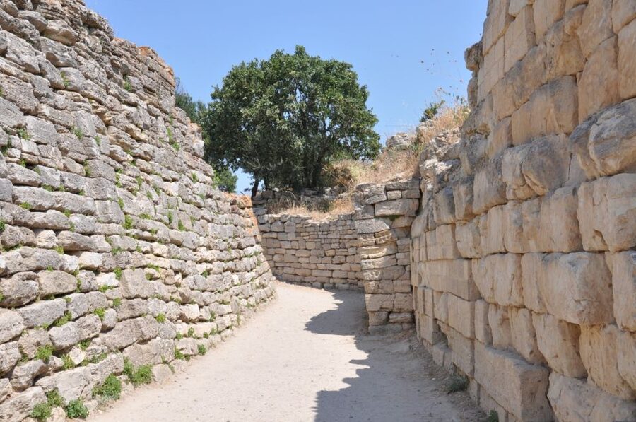 Troy: Full-Day Tour from Istanbul - Walking through Troy’s nine archaeological layers