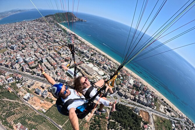 Ulusky Paragliding Alanya - Choosing Between a Calm Glide and Aerobatics